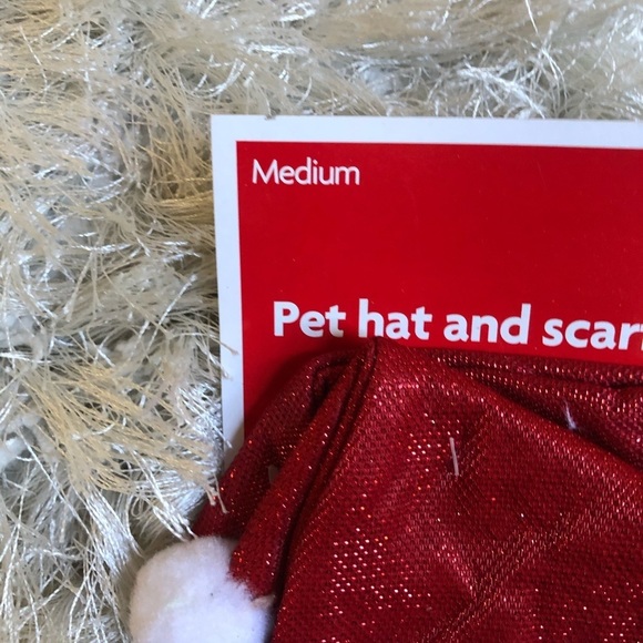 Pet Santa hat and scarf - Picture 4 of 8